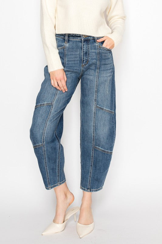 HIGH RISE RELAXED BARREL JEANS