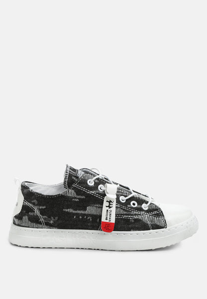 Men's Distressed Denim Lace-Up Casual Sneakers