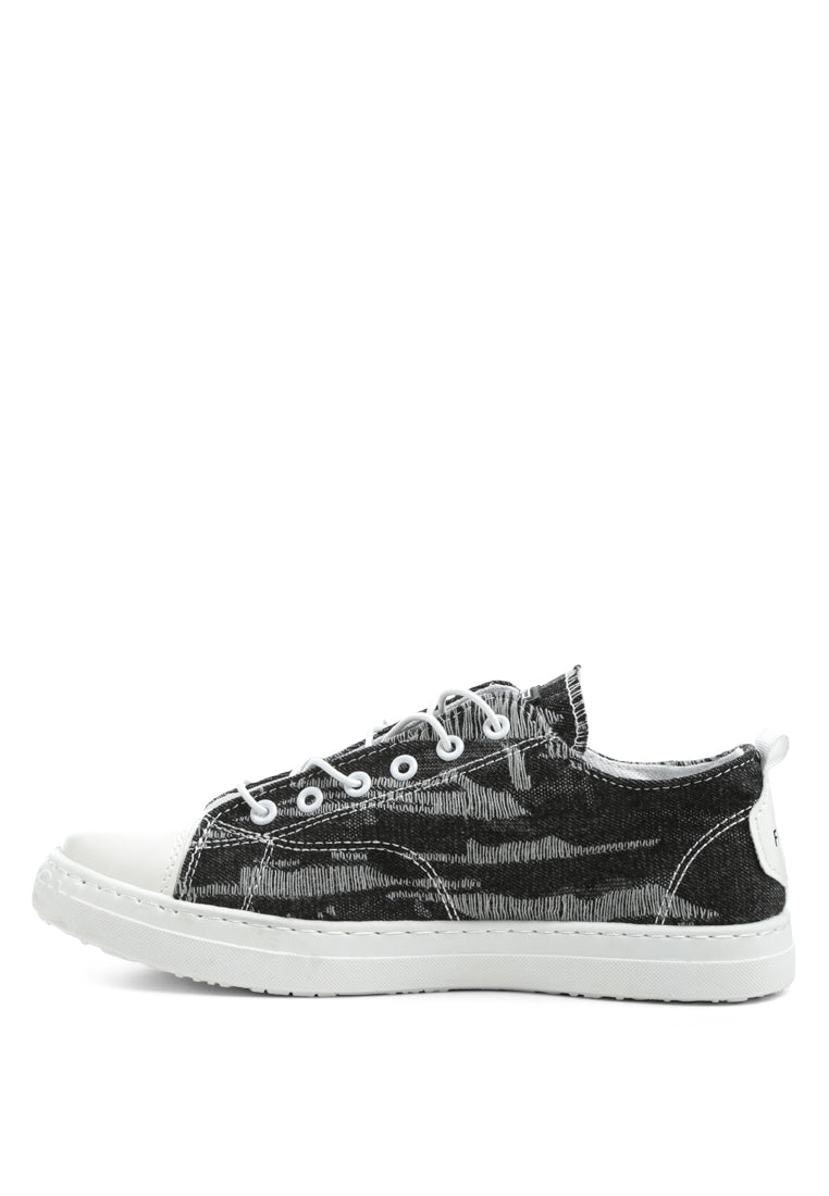 Men's Distressed Denim Lace-Up Casual Sneakers