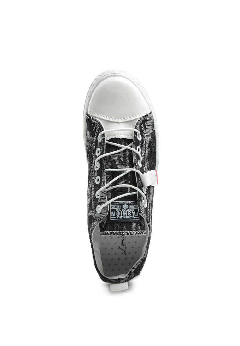 Men's Distressed Denim Lace-Up Casual Sneakers