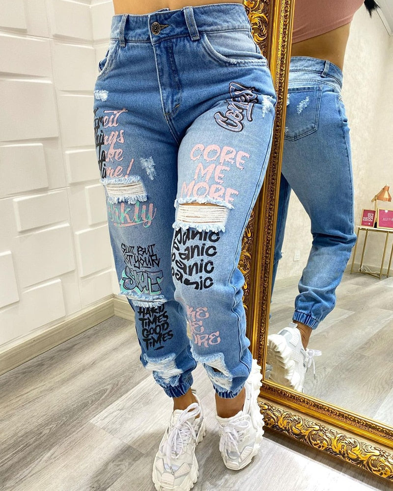 Letter Print Slant Pocket Ripped Jeans Women Casual Denim Pants