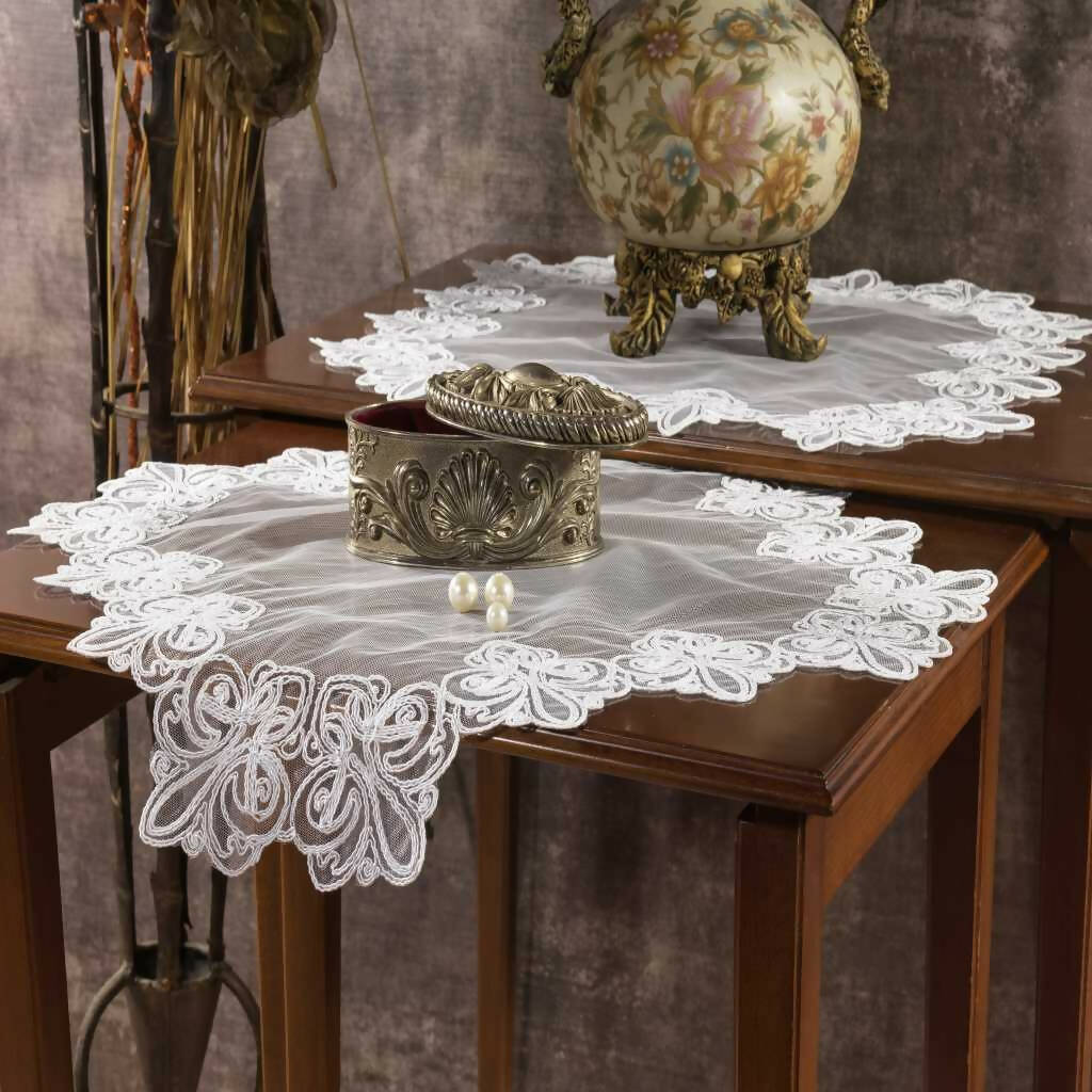 Crown Napkin Set, Table Cover, Doily, Candle Scape, 2PC