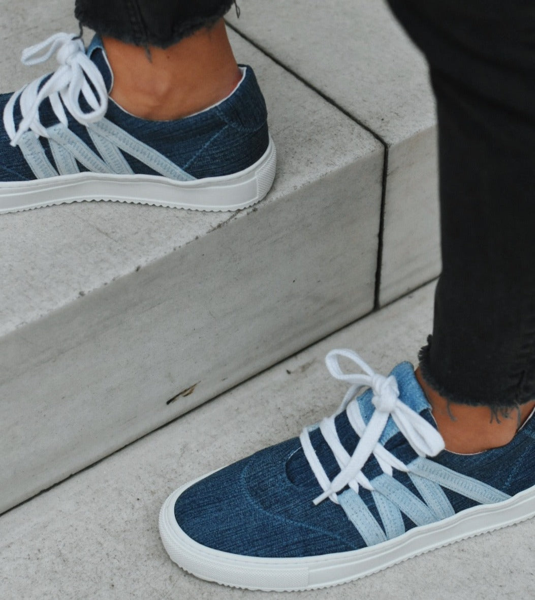 Blue Phoenix Sneaker