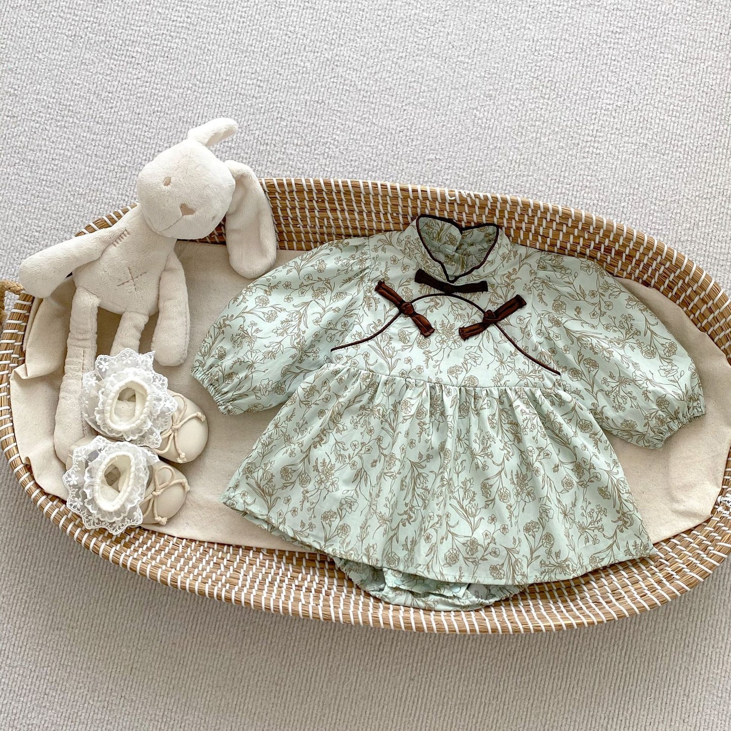 New Arrival Baby Girls Long Sleeves Floral Print Stand Collar