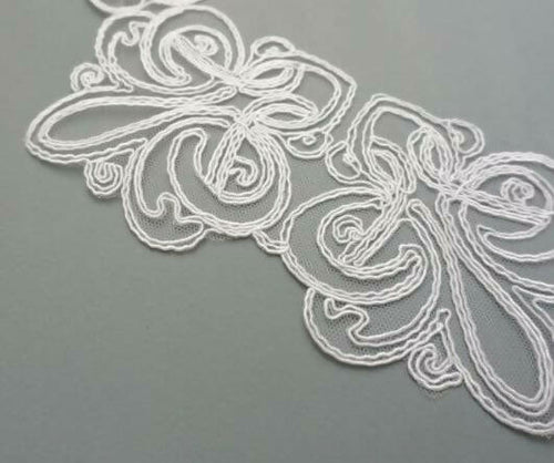 Crown Napkin Set, Table Cover, Doily, Candle Scape, 2PC
